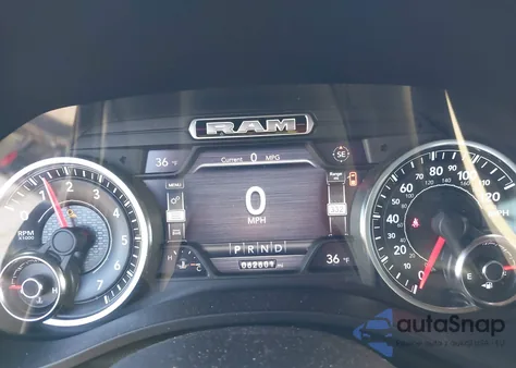 2019 Ram 1500 Big Horn/Lone Star 4X4 5'7 Box z USA, uszkodzony, nr VIN 1C6RRFFGXKN675422